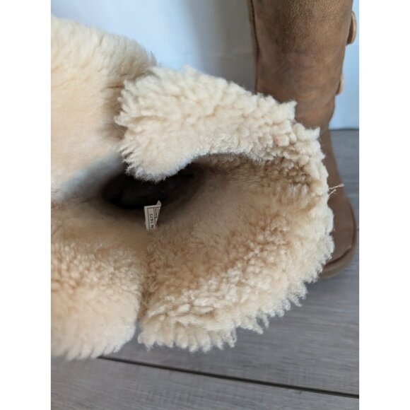 UGG Women’s Tall Chestnut Brown Bailey Button Triplet II Size 7 - Flaw - Picture 4 of 7